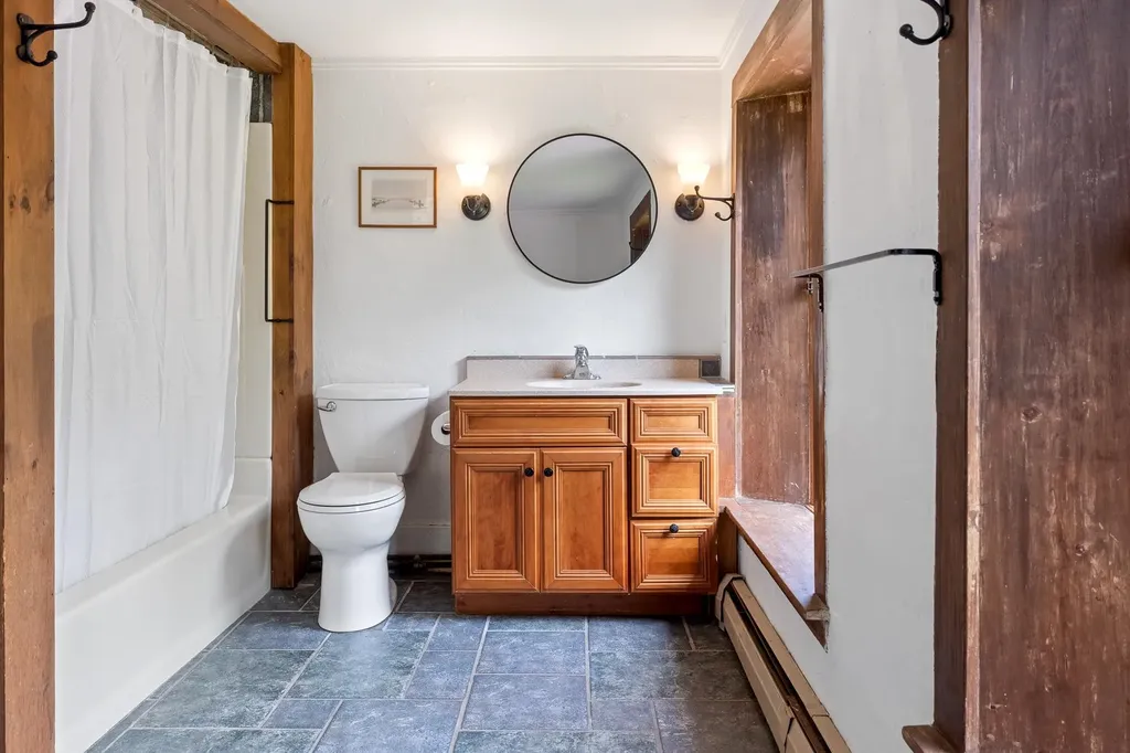 526 River Road Lyme NH 03768