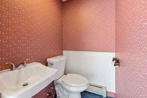 526 River Road Lyme NH 03768