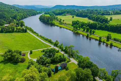 526 River Road Lyme NH 03768