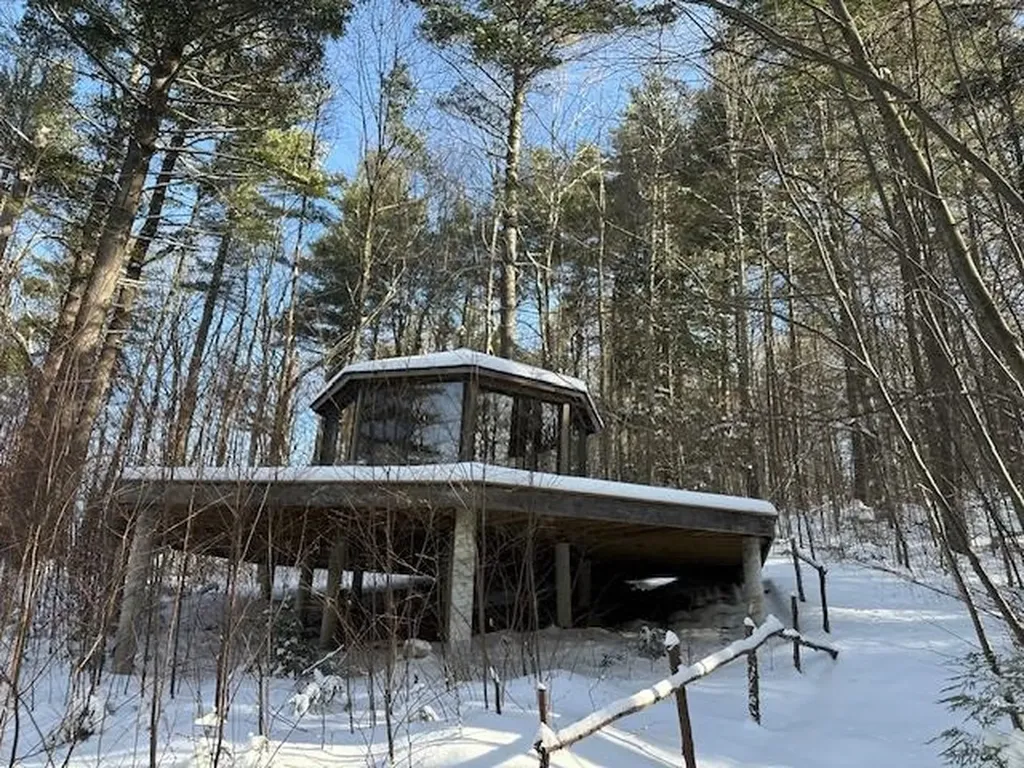 2378 Deer Park Road Halifax VT 05358