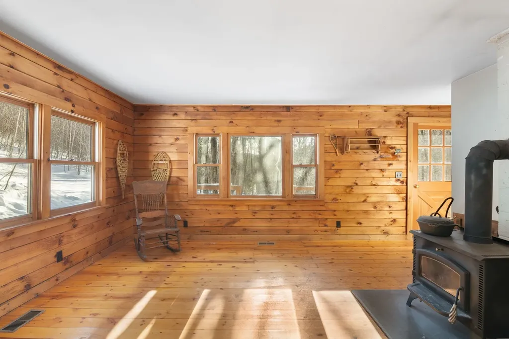 2378 Deer Park Road Halifax VT 05358