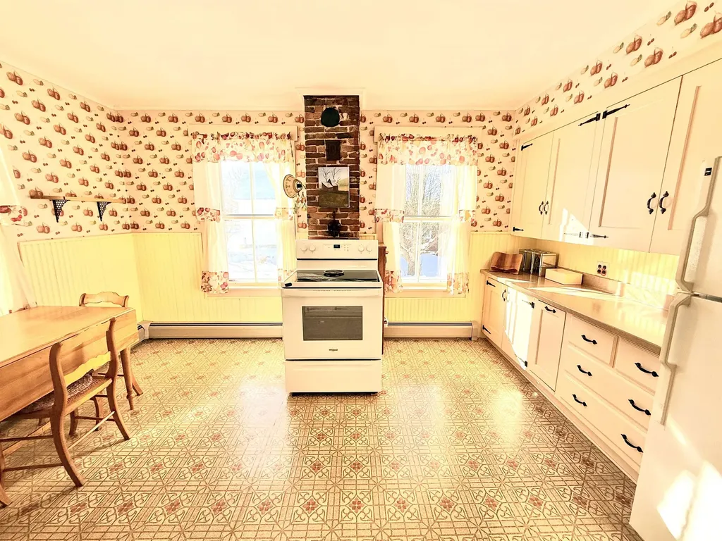 317 Vt Route 110 Chelsea VT 05038