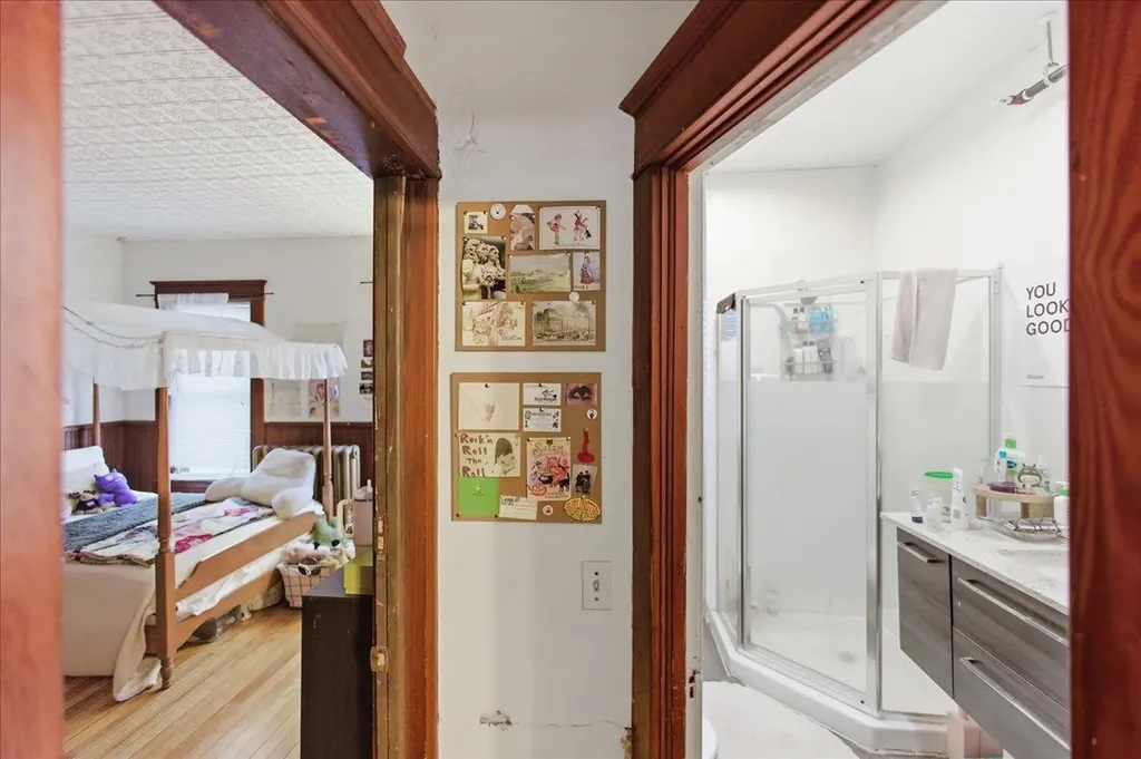 52 Isham Street Burlington VT 05401