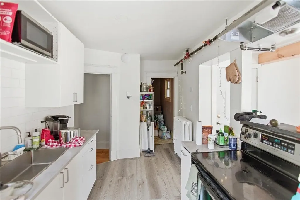 52 Isham Street Burlington VT 05401