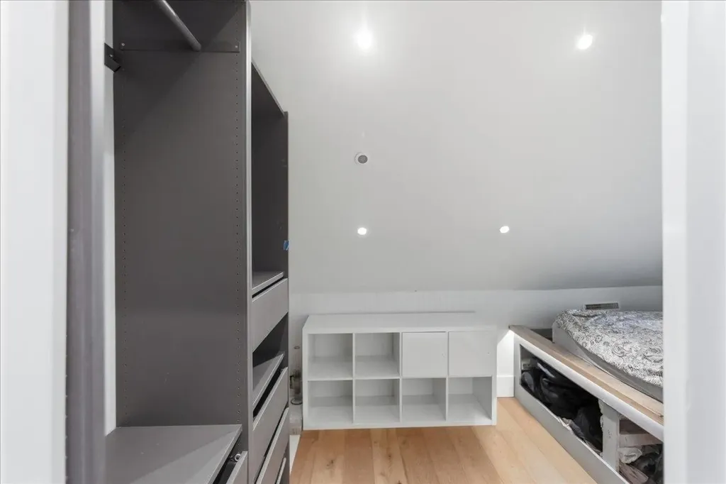 52 Isham Street Burlington VT 05401