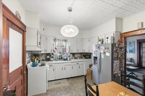 52 Isham Street Burlington VT 05401