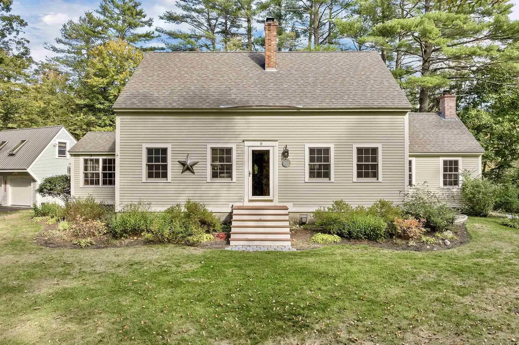 19 Cotton Mountain Road Wolfeboro NH 03894