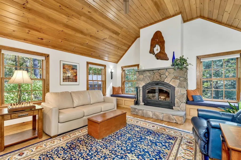 19 Cotton Mountain Road Wolfeboro NH 03894