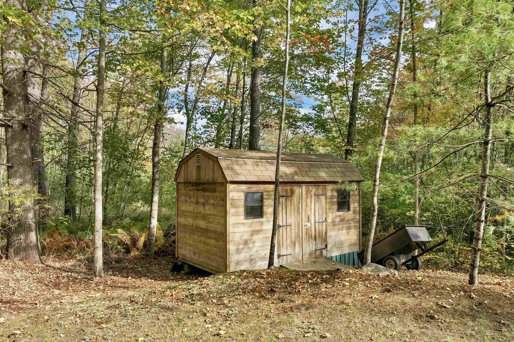 19 Cotton Mountain Road Wolfeboro NH 03894