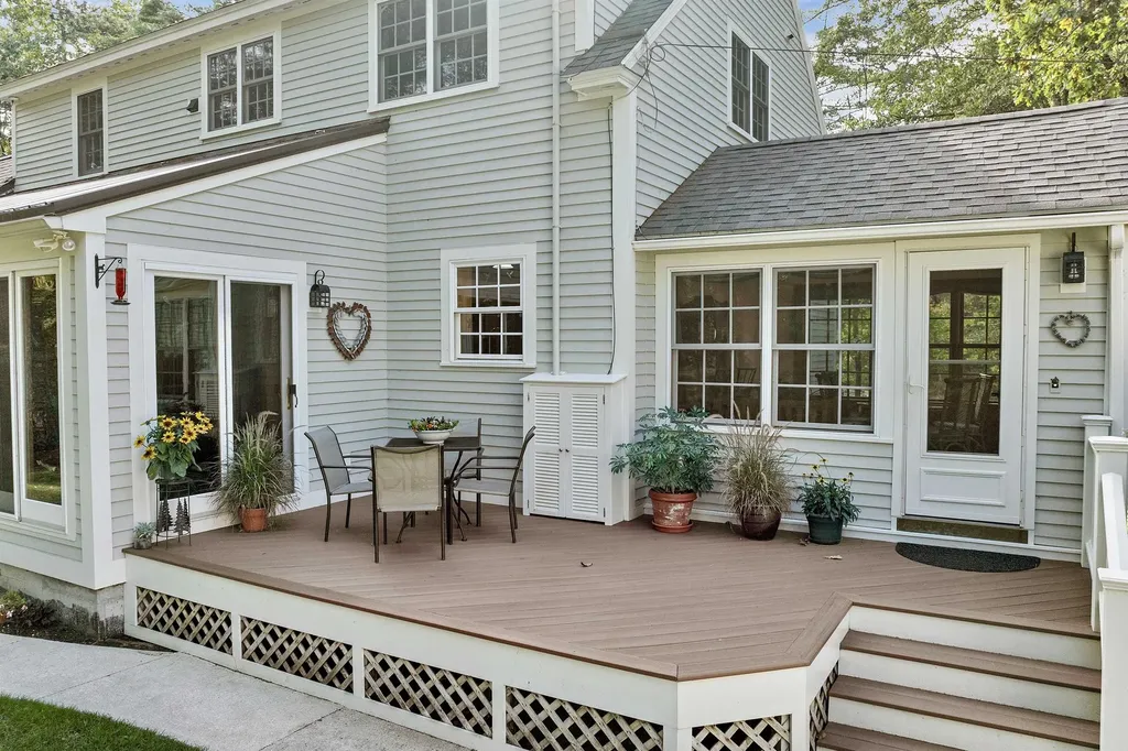 19 Cotton Mountain Road Wolfeboro NH 03894