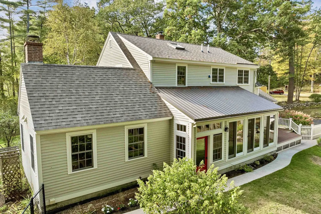 19 Cotton Mountain Road Wolfeboro NH 03894