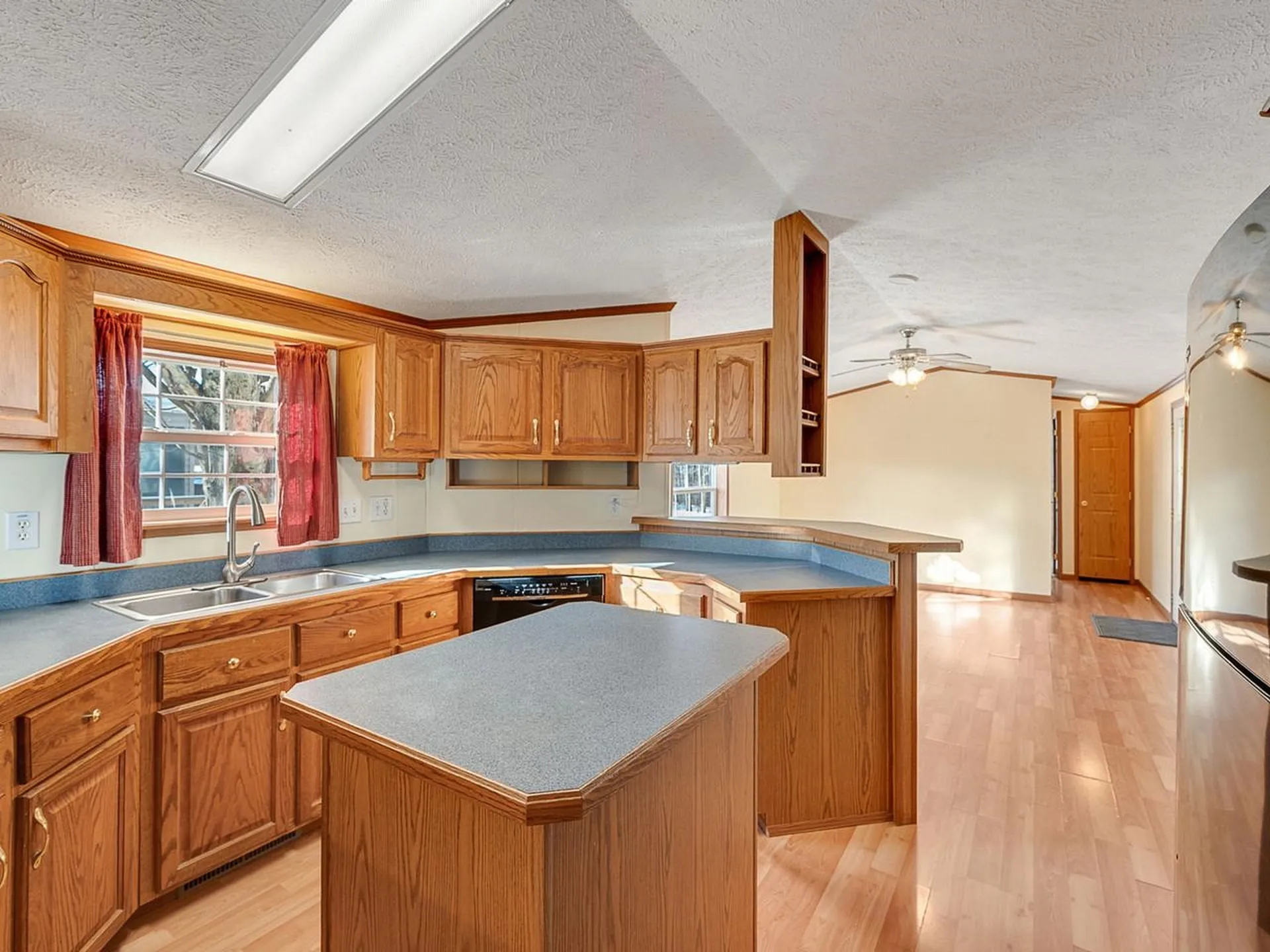 40 High Manor Park Waltham VT 05491