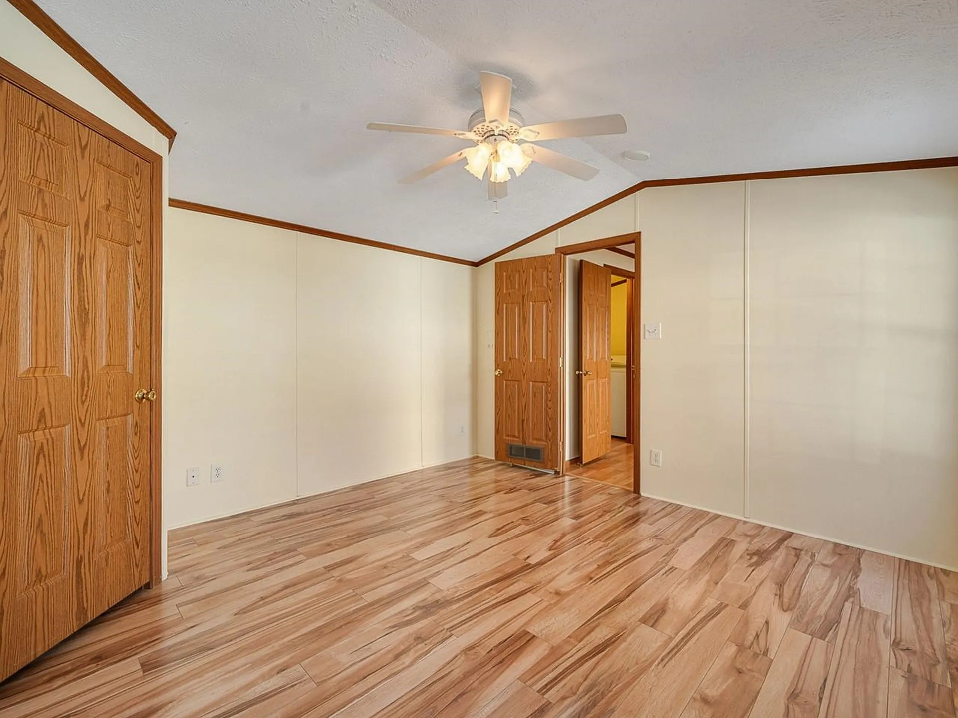 40 High Manor Park Waltham VT 05491