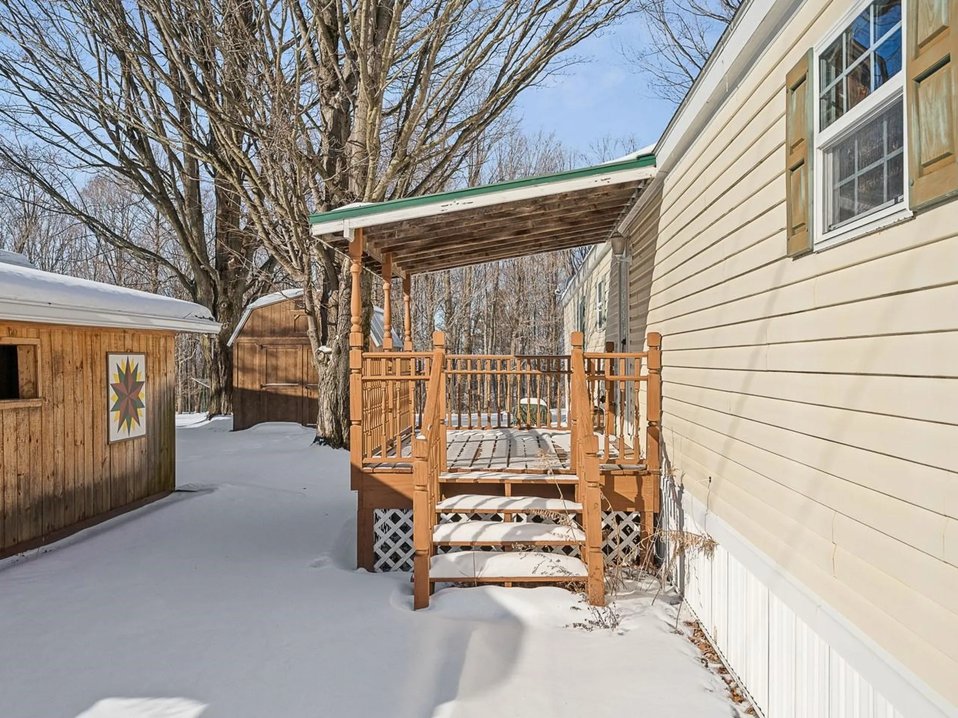 40 High Manor Park Waltham VT 05491