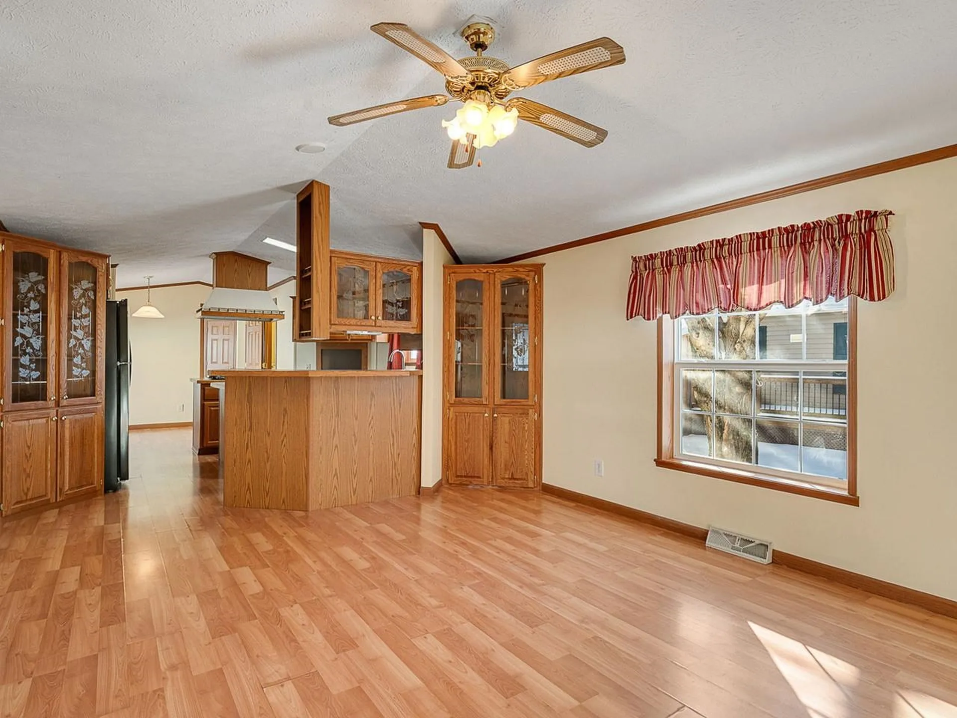 40 High Manor Park Waltham VT 05491