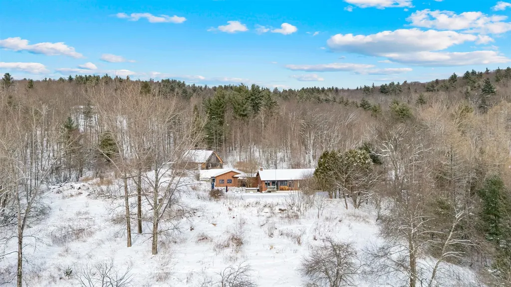 49 Nashville Road Jericho VT 05465
