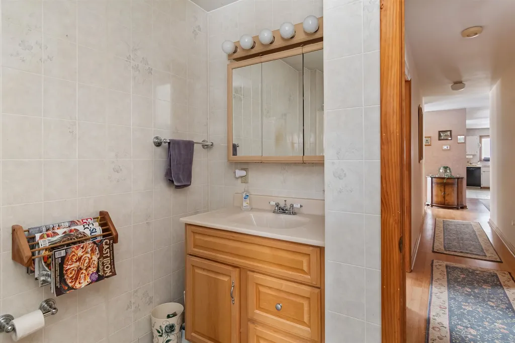 49 Nashville Road Jericho VT 05465