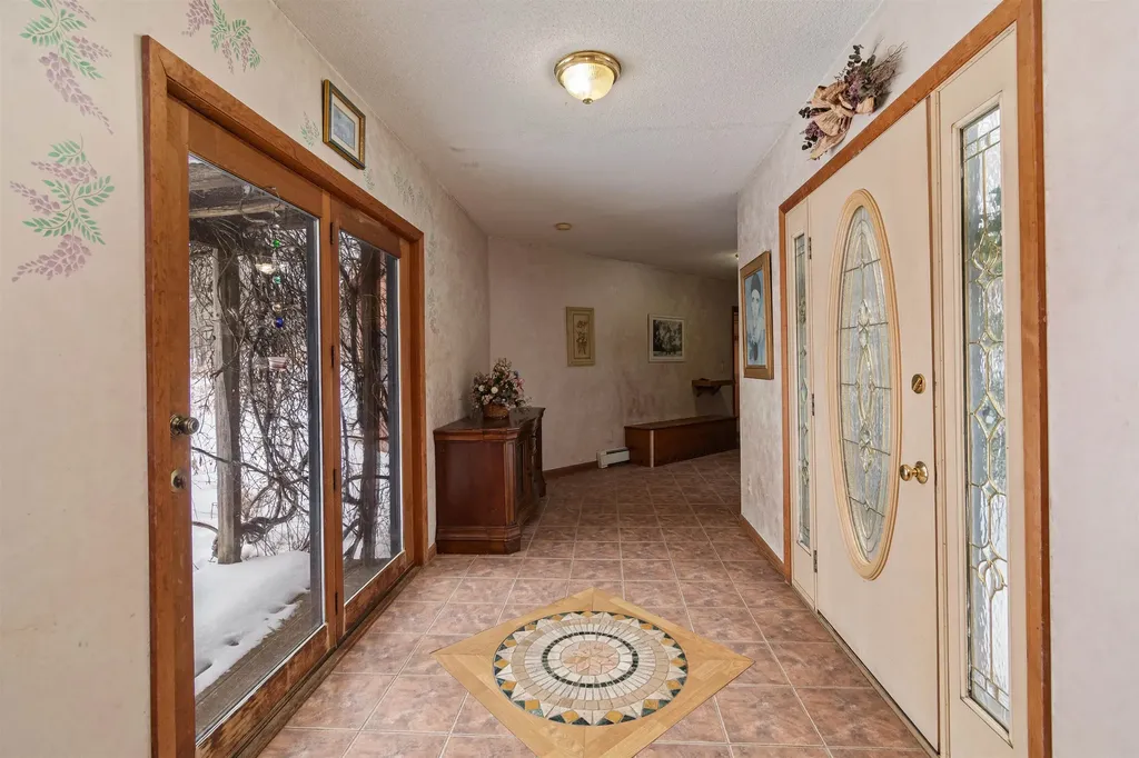 49 Nashville Road Jericho VT 05465