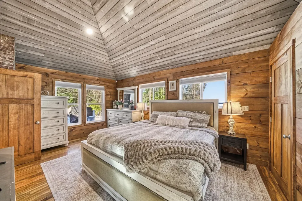 573 Mountain Road Newbury NH 03255