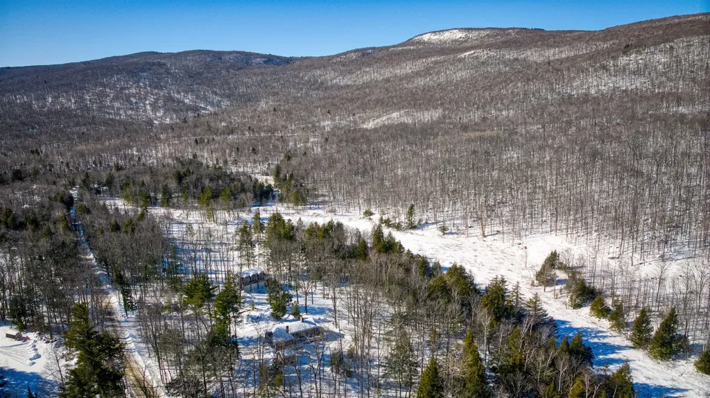 573 Mountain Road Newbury NH 03255