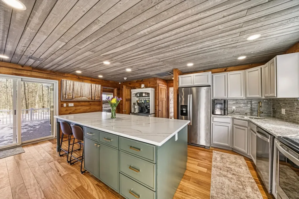 573 Mountain Road Newbury NH 03255