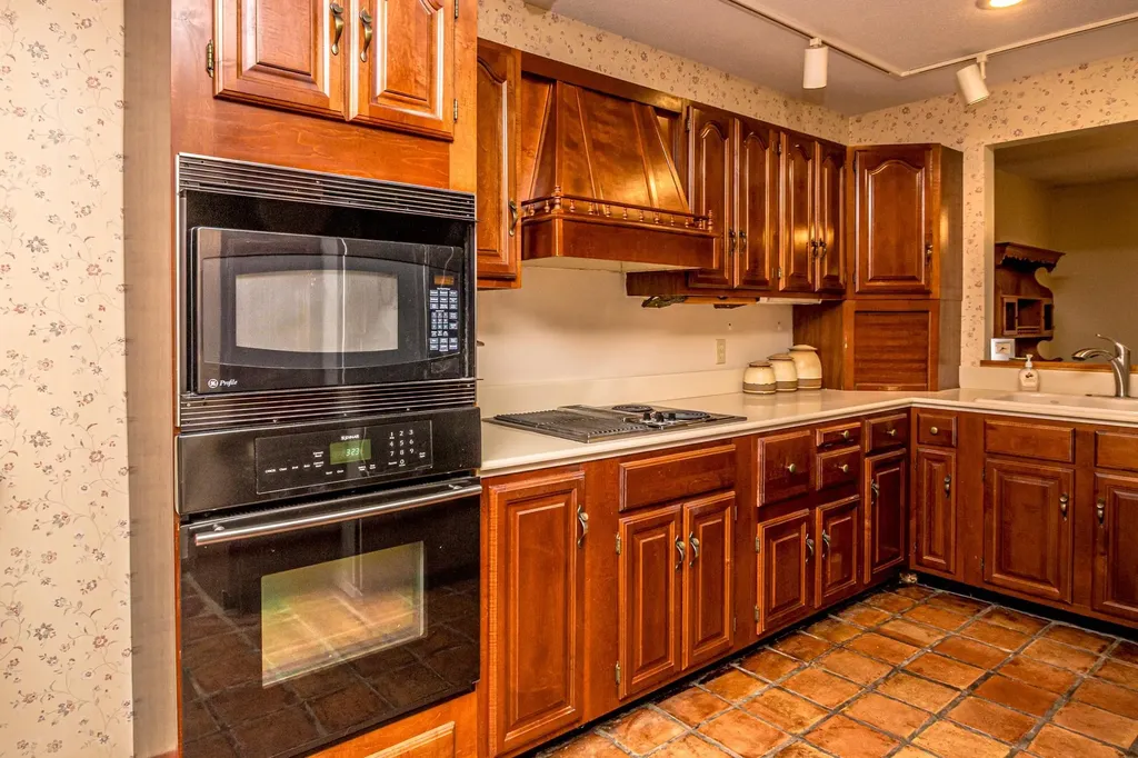 45 Wildflower Trail Conway NH 03860