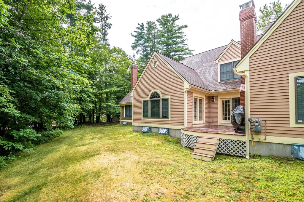 45 Wildflower Trail Conway NH 03860