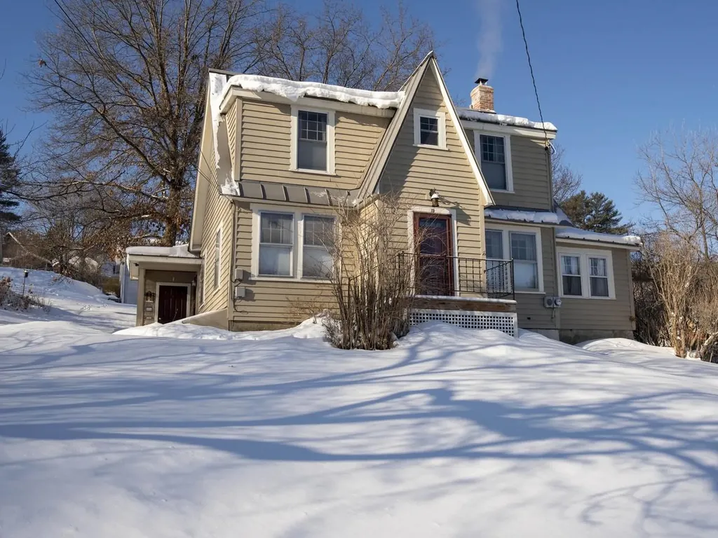 19 Roberts Street Montpelier VT 05602