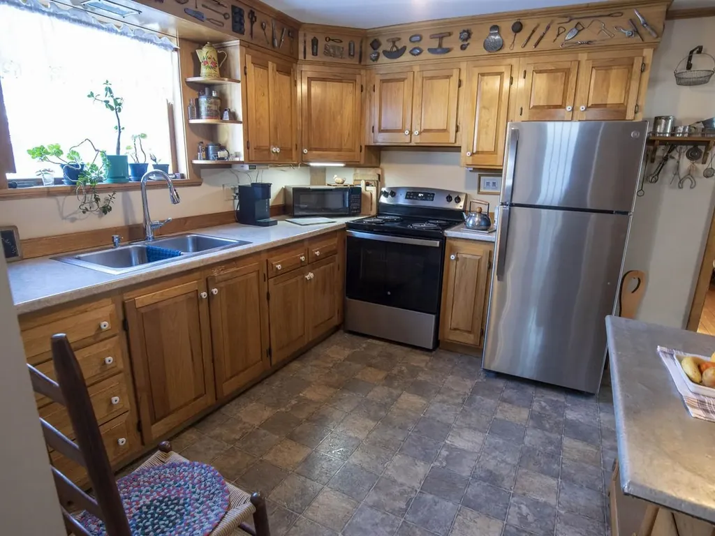 19 Roberts Street Montpelier VT 05602