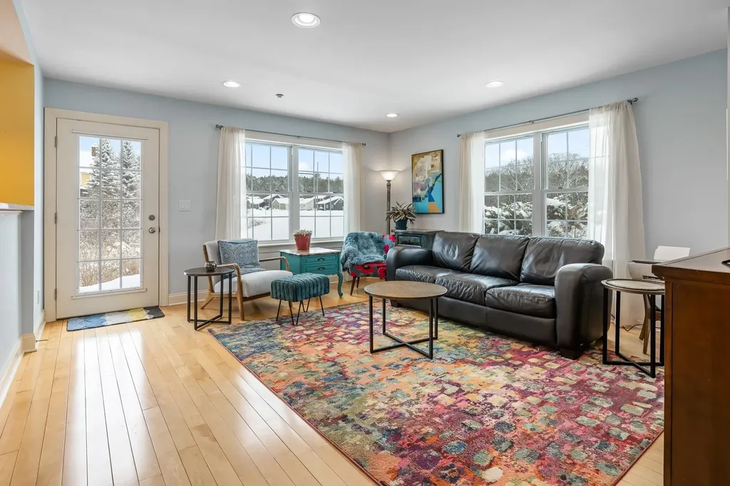 25 Rio Vista Lane Lebanon NH 03766