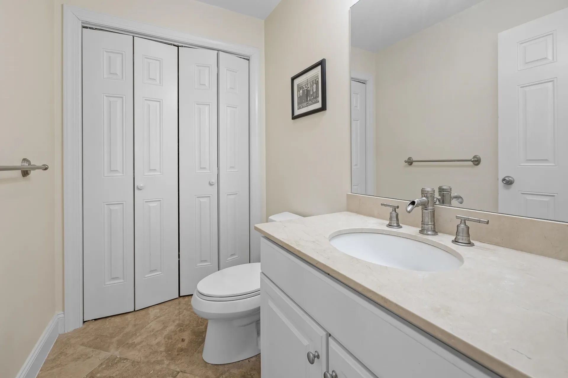 25 Rio Vista Lane Lebanon NH 03766