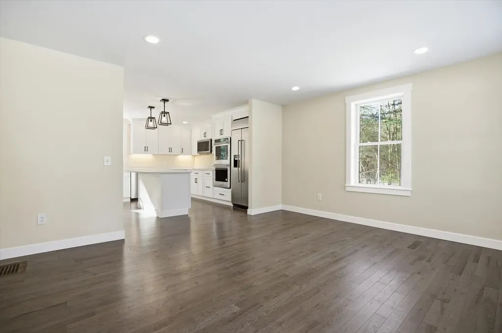 6 Janvrin Drive Seabrook NH 03874