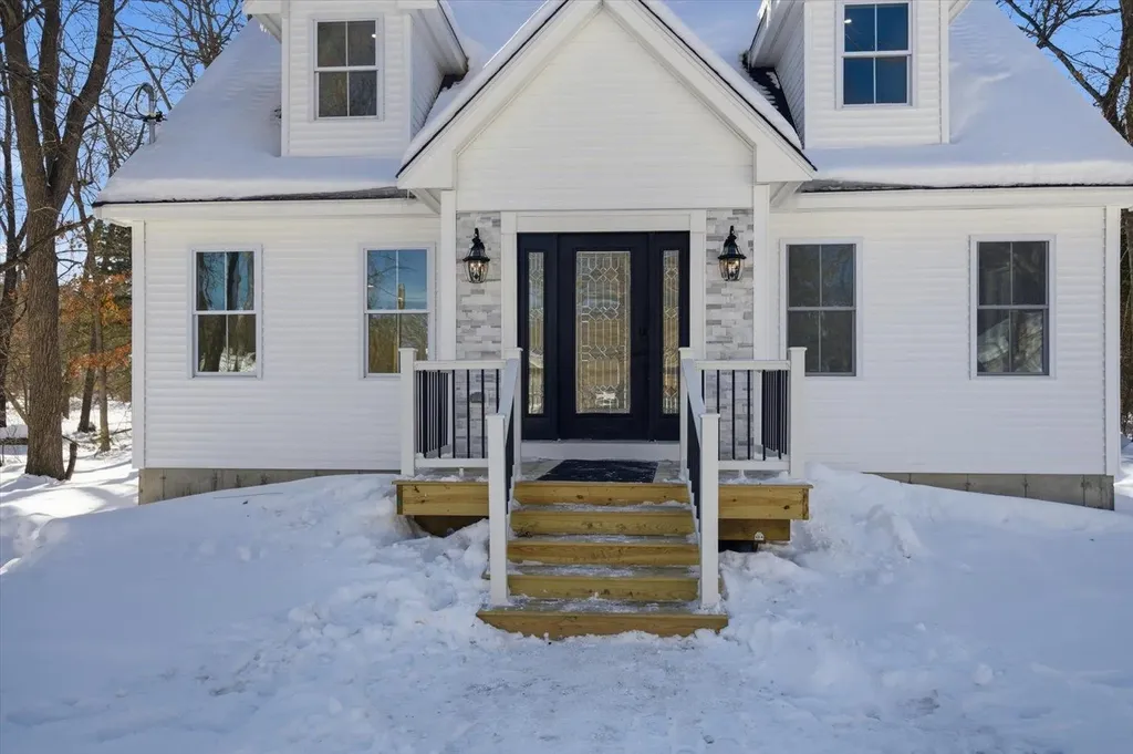 6 Janvrin Drive Seabrook NH 03874