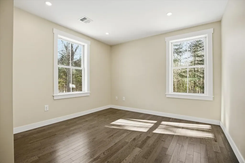 6 Janvrin Drive Seabrook NH 03874