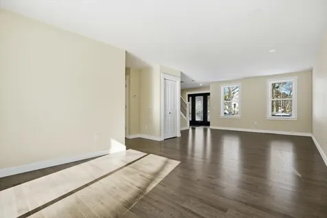 6 Janvrin Drive Seabrook NH 03874