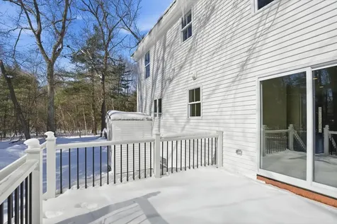 6 Janvrin Drive Seabrook NH 03874