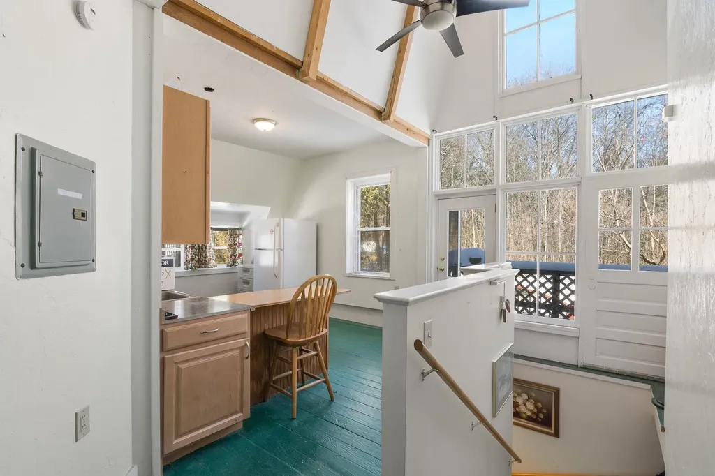 72 Landmark Hill Drive Brattleboro VT 05301