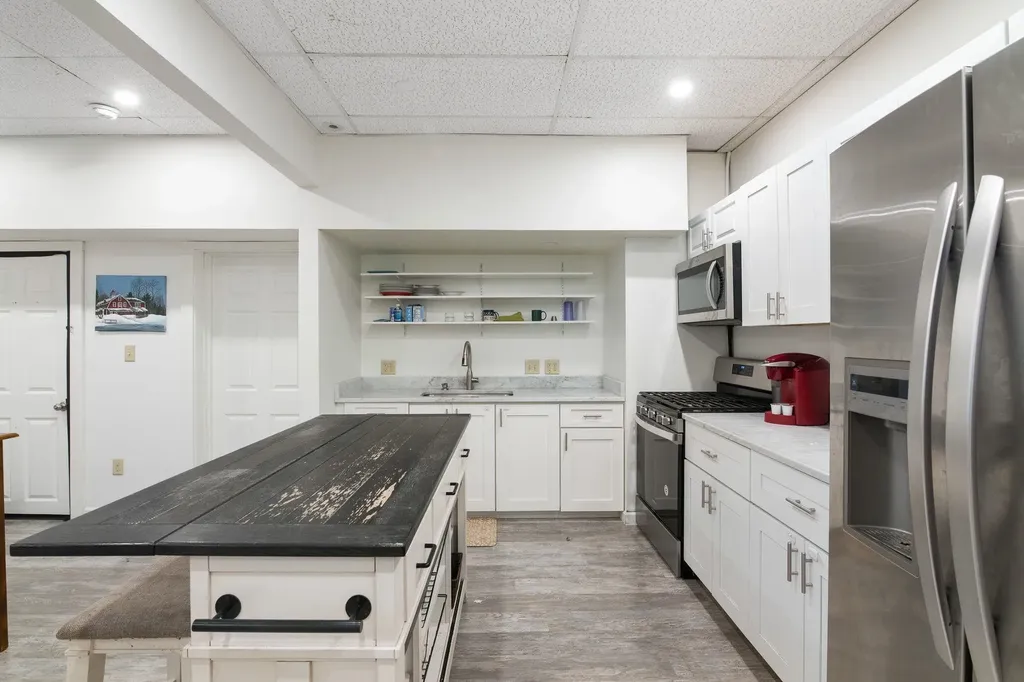 72 Landmark Hill Drive Brattleboro VT 05301