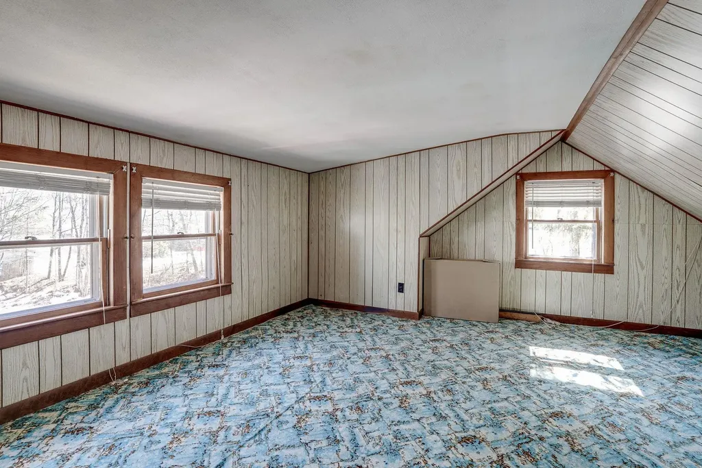 81 North Main Street Troy NH 03465