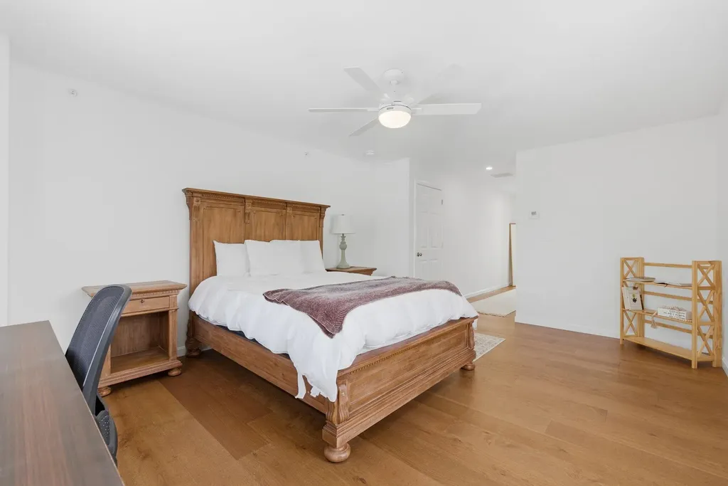 25 Forestedge Way Manchester NH 03102