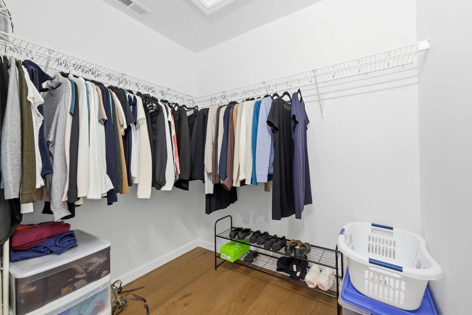 25 Forestedge Way Manchester NH 03102