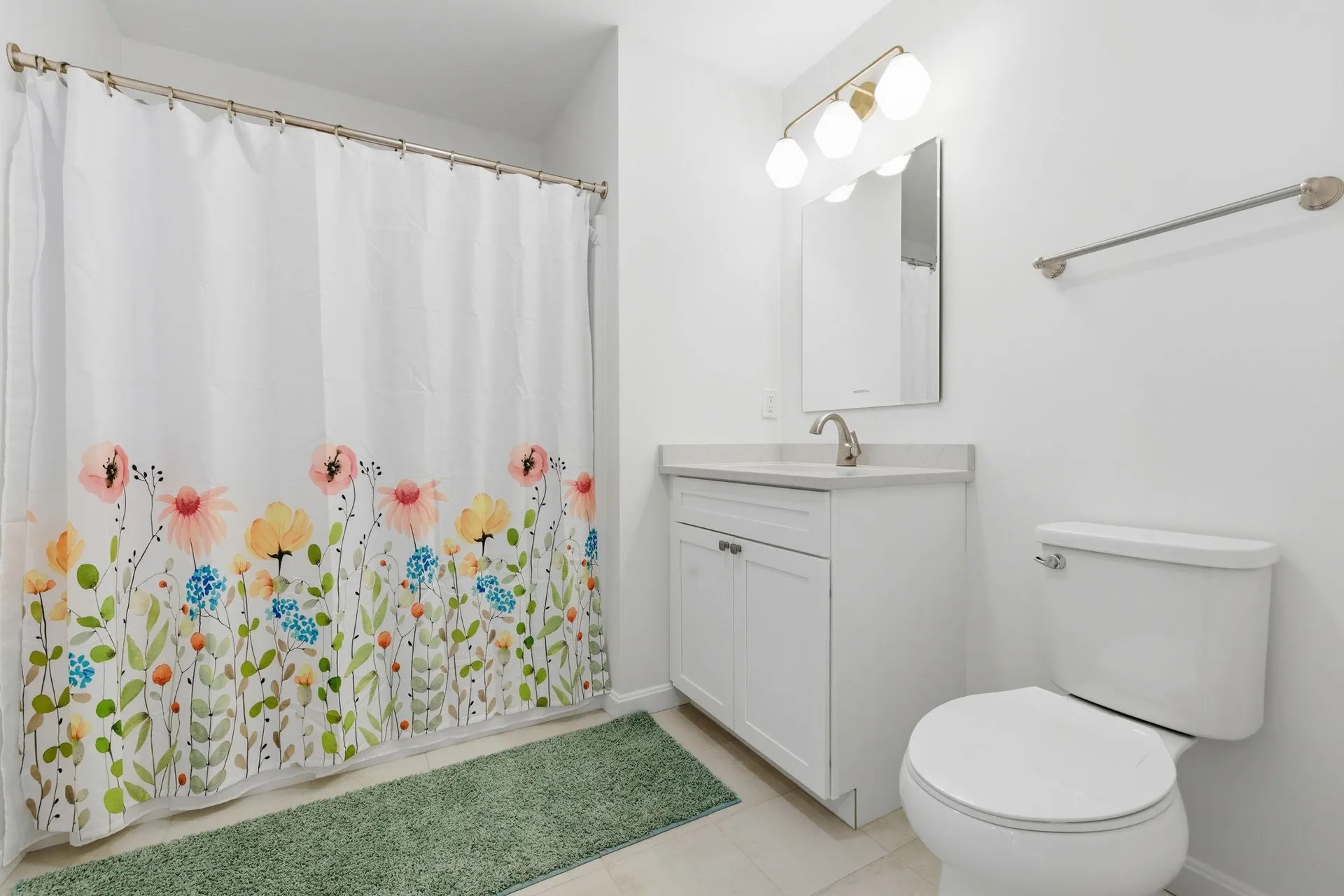 25 Forestedge Way Manchester NH 03102