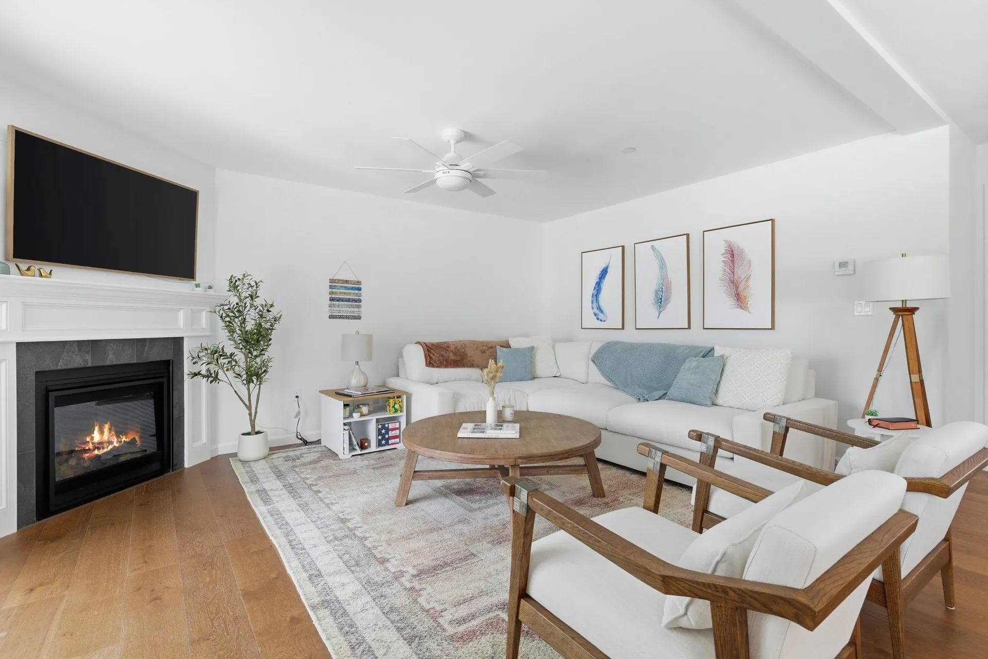 25 Forestedge Way Manchester NH 03102