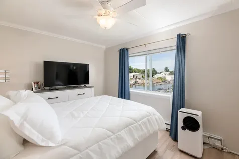 1152 Weirs Boulevard Laconia NH 03246