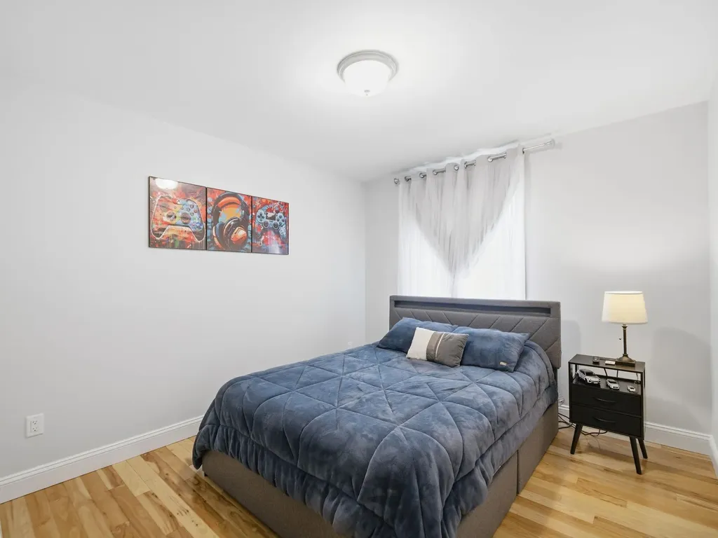 6 Wilshire Lane Pelham NH 03076