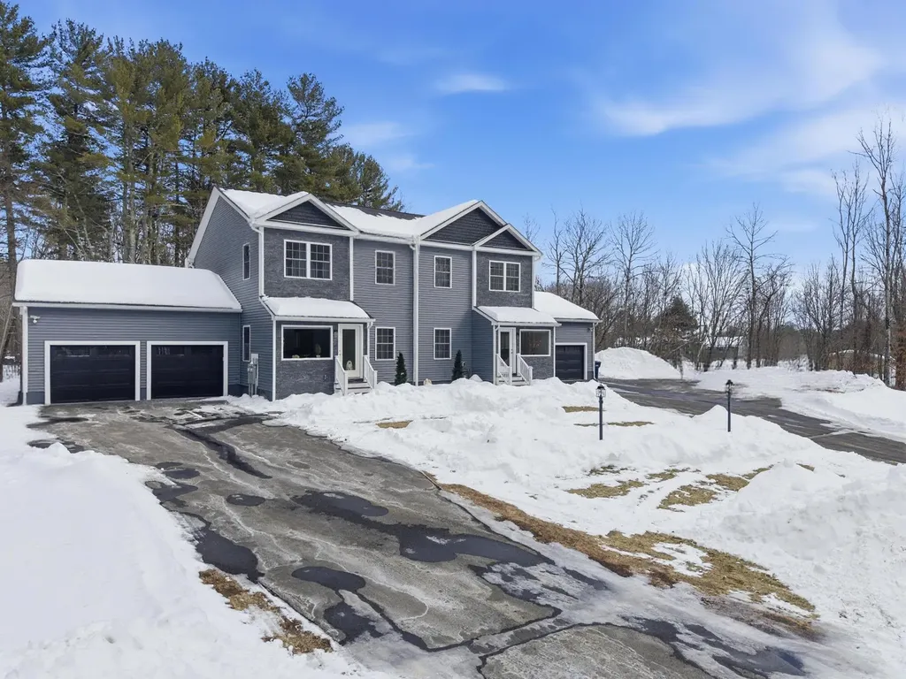 6 Wilshire Lane Pelham NH 03076
