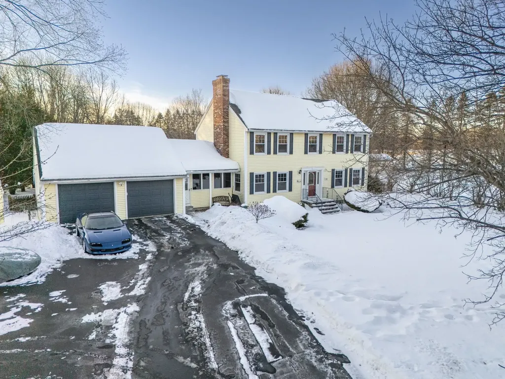 11 Broadview Drive Litchfield NH 03052