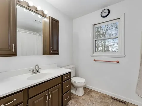 79 Beech Street Essex Junction VT 05452