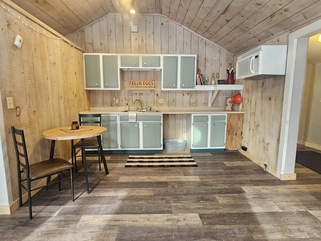 7139 Vt Route 100 Whitingham VT 05361