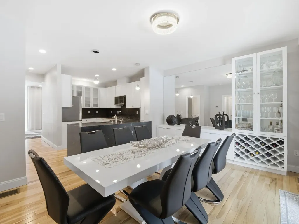 4 Wilshire Lane Pelham NH 03076